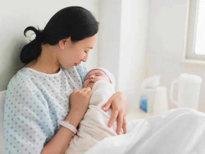 4 cách chọn bỉm cho mẹ đi sinh